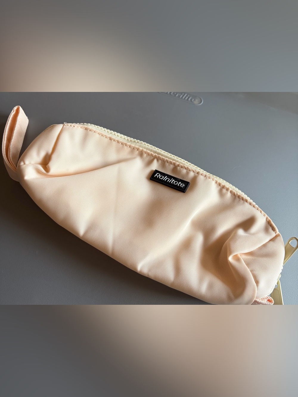 NWOT Rainitote Blush Pink Pencil Case Cosmetic Makeup Pouch Aesthetic